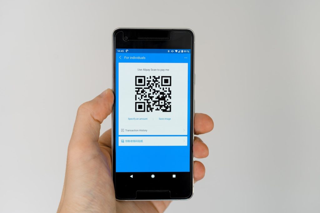 Uses of Qr Codes using mobile