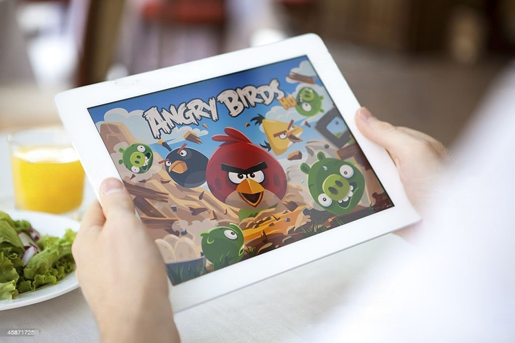 Now.gg Angry Birds